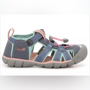 Keen CNX Pull-On Washable Sport Sandals Shoes in Blue Pink colors Size 5 Youth